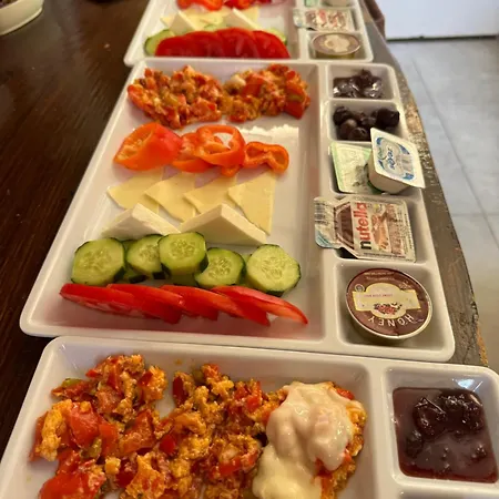 Ada & Bed & Breakfast 4*