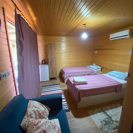 Bed & Breakfast Ada & 4*