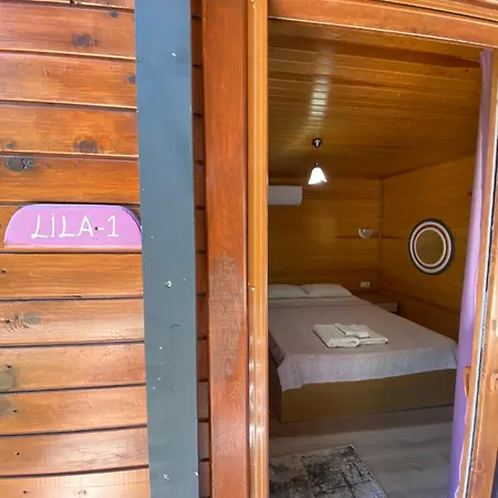 Ada & Bed & Breakfast 4*