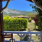 Ada & فندق مبيت وإفطار